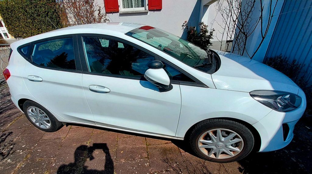 Ford Fiesta 17.000 km 12.000 &euro; Roth 91154