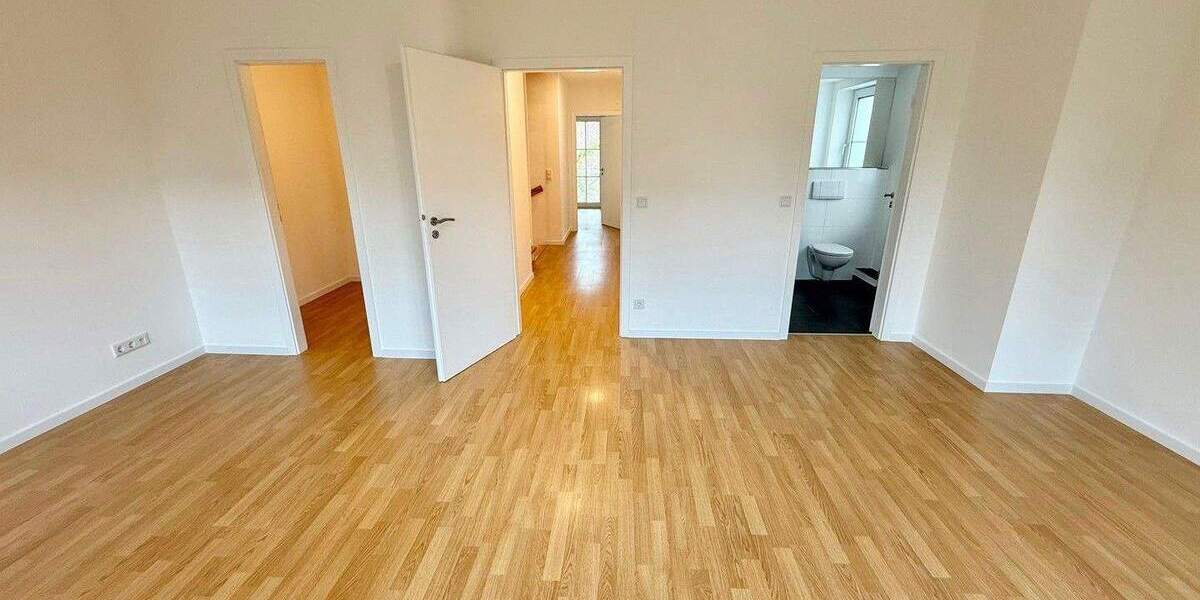 Doppelhaushälfte Düsseldorf Kaiserswerth - 8 Zimmer, 213 m&sup2;, 1.570.000&euro; | Angebot:25728281
