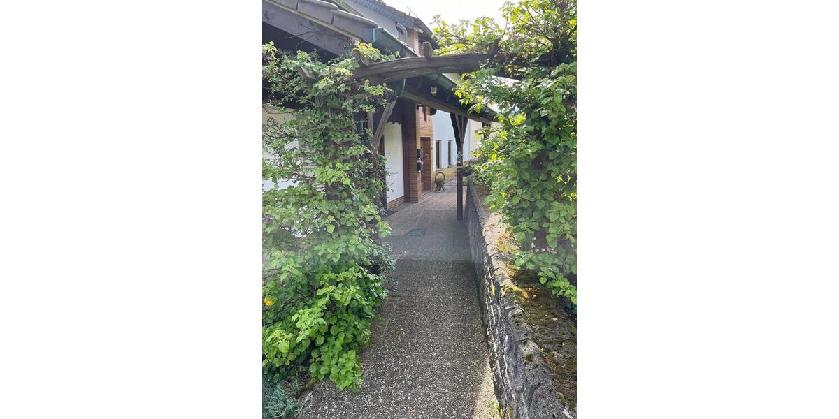 Erdgeschoßwohnung Gersfeld (Rhön) - 5 Zimmer, 123 m&sup2;, 890&euro; | Angebot:26620836