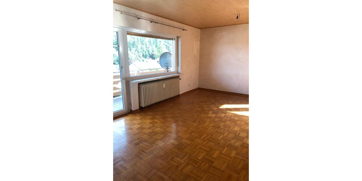 Erdgeschoßwohnung Dautphetal - 4 Zimmer, 140 m&sup2;, 1.090&euro; | Angebot:26096714