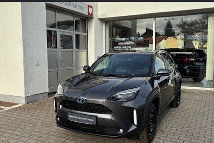 Toyota Yaris Cross 42.916 km 25.490 € Berlin 13403