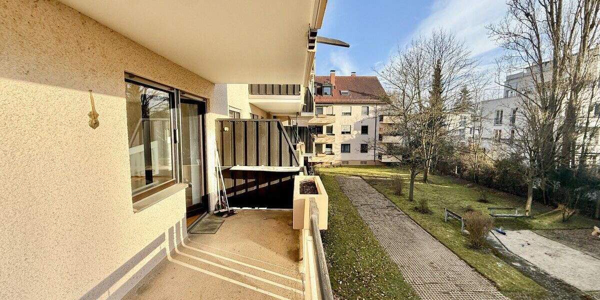 Großzügige 3 Zi. - Wohnung - oder doch 4...? Bezugsfrei! 3 zimmer