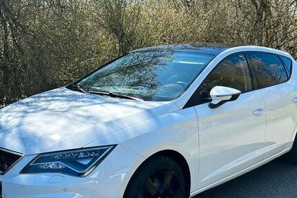 Seat Leon 79.000 km 14.900 &euro; Frankenberg 35066