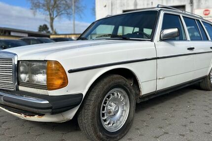 Mercedes-Benz 230 404.000 km 2.599 &euro; Elz 65604