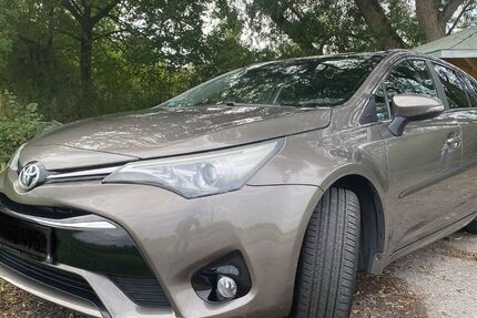 Toyota Avensis 119.000 km 14.500 &euro; Altenberge 48341