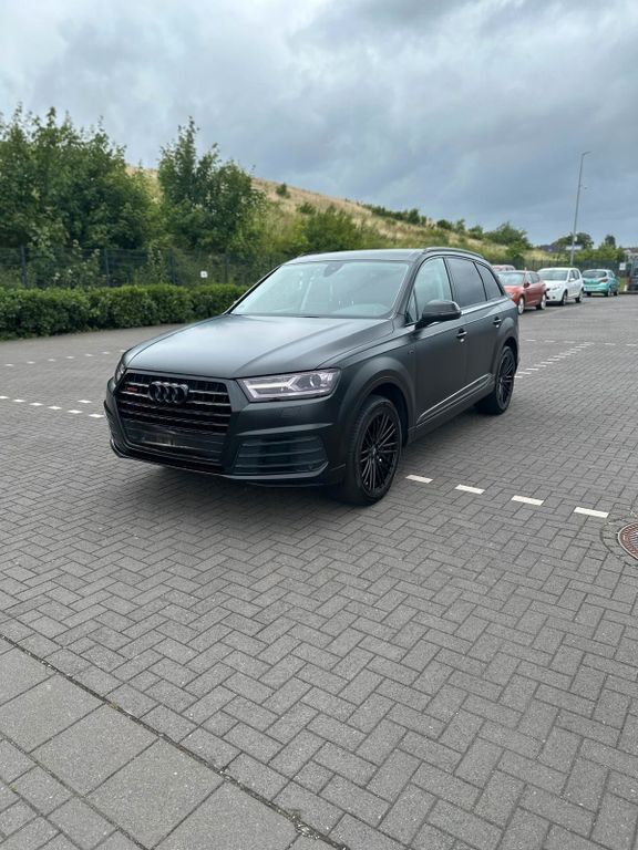 Q7