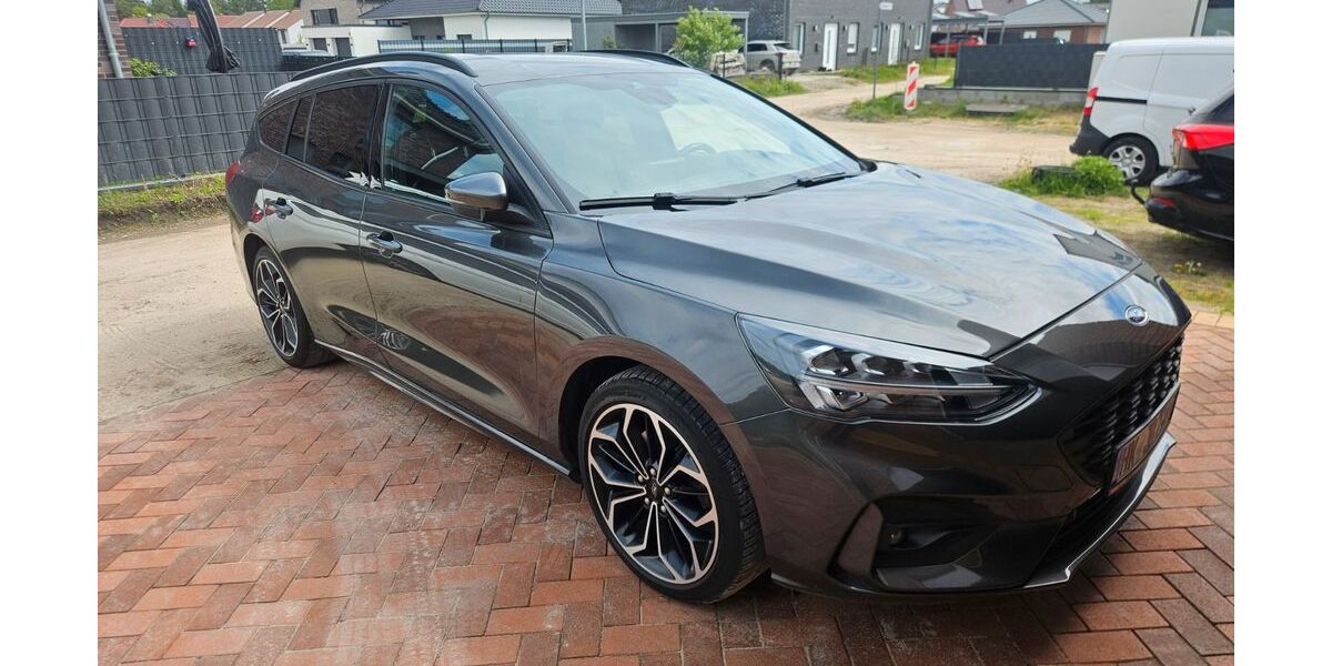 Ford Focus 67.900 km 13.900 &euro; Soltau 29614