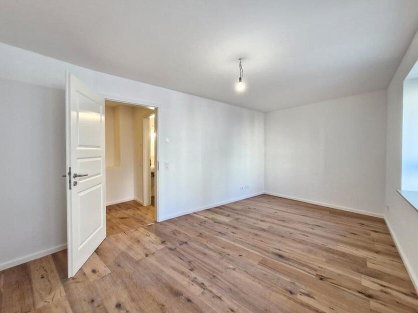 Exklusives Wohnen im Leipziger Zentrum – ca. 180 m², 5 stilvolle Zimmer und EBK! AB SOFORT! zimmer