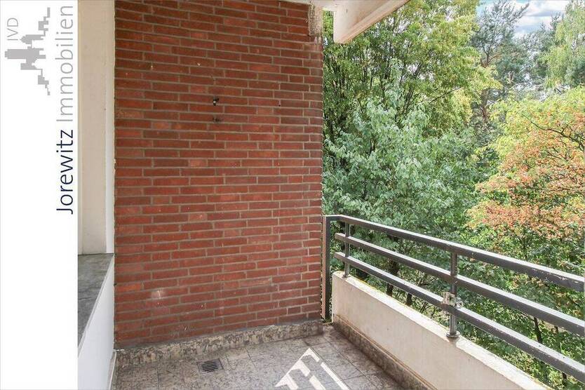 Bielefeld-Senne: Gepflegte und gut aufgeteilte 3 Zimmer-Wohnung mit Balkon