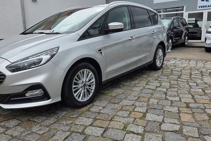 Ford S-Max 97.000 km 17.990 &euro; Potsdam 14469