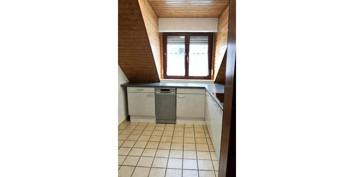 Dachgeschoßwohnung Ubstadt-Weiher Weiher - 3 Zimmer, 64 m&sup2;, 175.000&euro; | Angebot:26153405