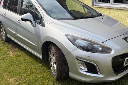 Peugeot 308 181.438 km 6.250 &euro; Meßstetten 72469