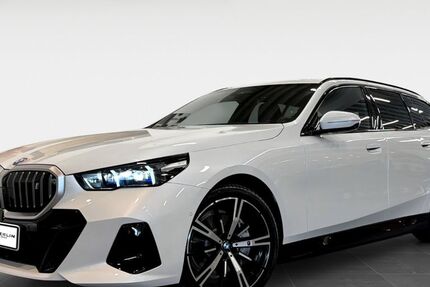 BMW i5 6.000 km 73.760 &euro; Berlin 14052
