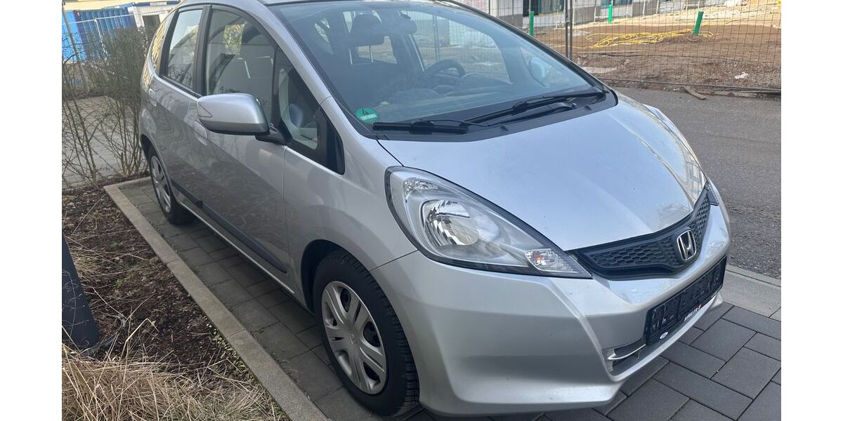 Honda Jazz 117.000 km 7.500 &euro; Köln 50765