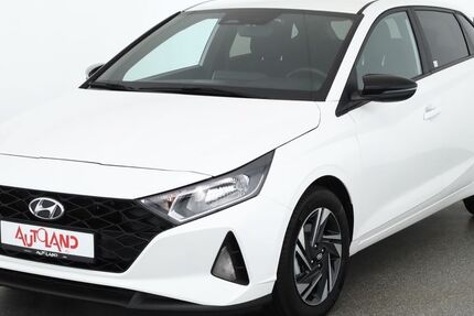 Hyundai i20 26.908 km 17.990 &euro; Hamburg 22761
