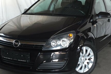 Opel Astra ELEGANCE KLIMA TÜV NEU 5-TÜRIG SHZ TEMPOMAT 197.855 km 2.500 € Köln 50858