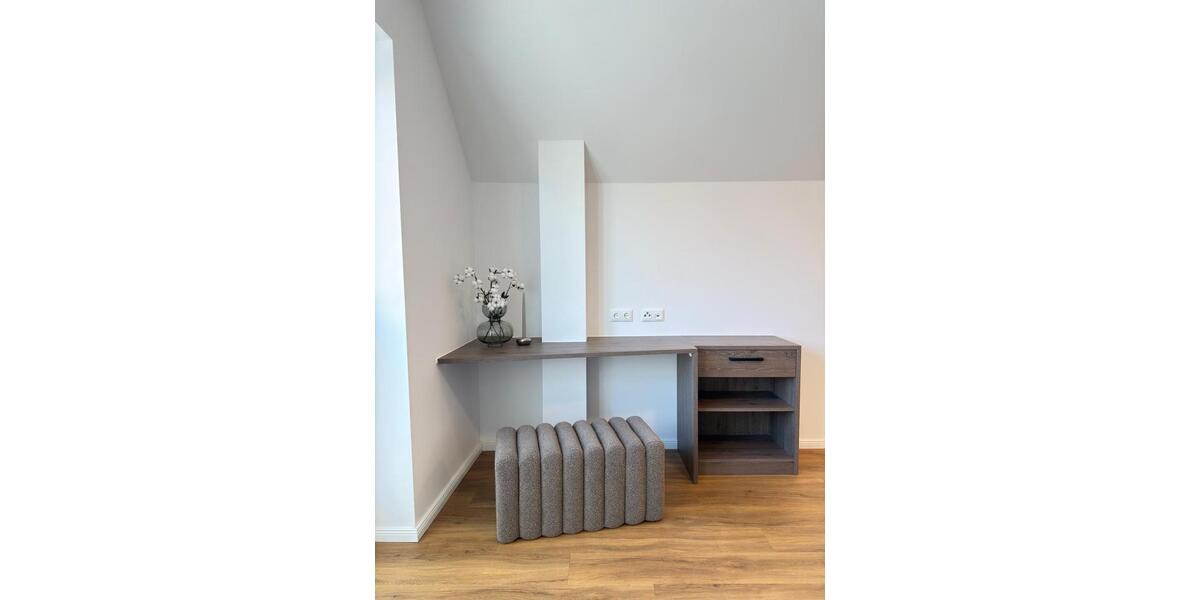 Etagenwohnung Aurich - 2 Zimmer, 65 m&sup2;, 2.000&euro; | Angebot:26564250