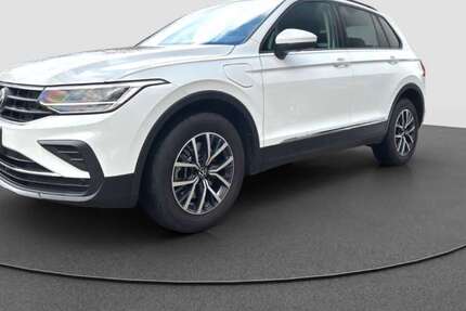 VW Tiguan 40.300 km 27.550 &euro; Manching 85077