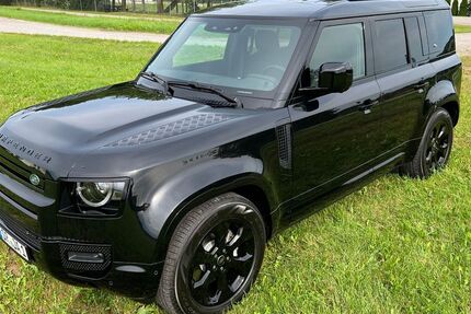 Land Rover Defender 35.680 km 66.666 &euro; Hunderdorf 94336