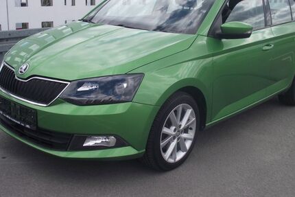 Skoda Fabia 49.900 km 9.990 &euro; Berlin 13435