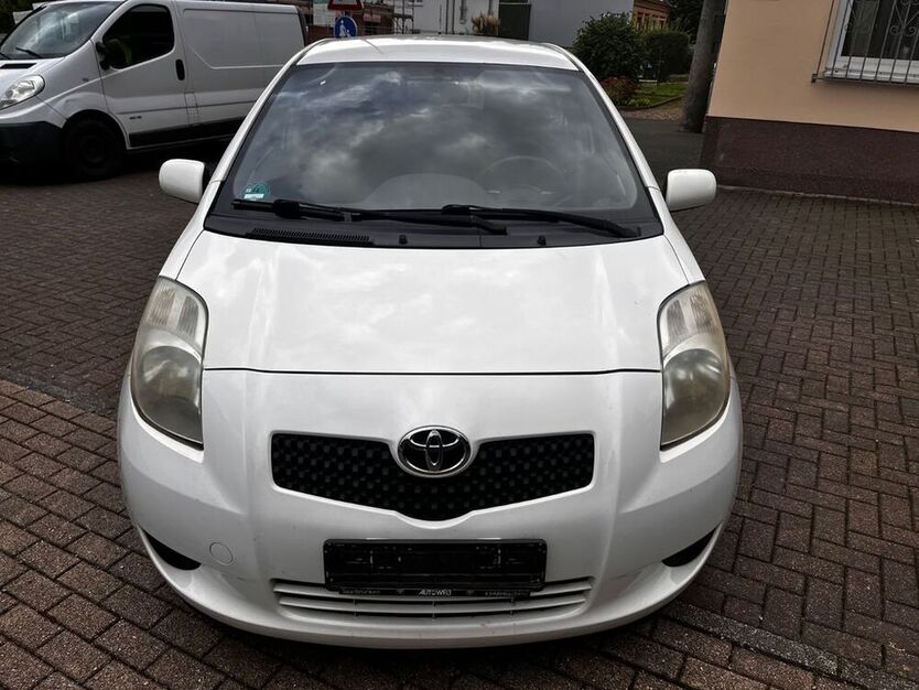 Yaris