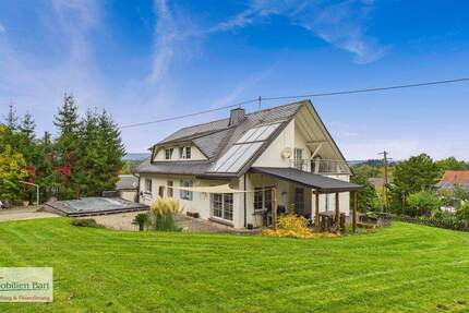 GEPFLEGTES ANWESEN MIT POOL AUF 30 AR IN TOP WOHNLAGE! 1 zimmer