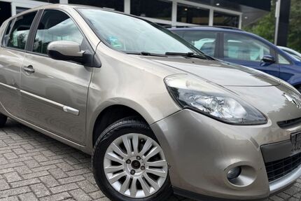 Renault Clio 135.000 km 2.790 &euro; Bad Saarow 15526