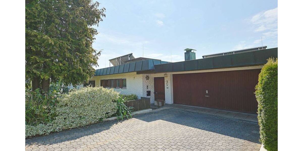 Einfamilienhaus Calw Heumaden - 7 Zimmer, 331 m&sup2;, 950.000&euro; | Angebot:26218636