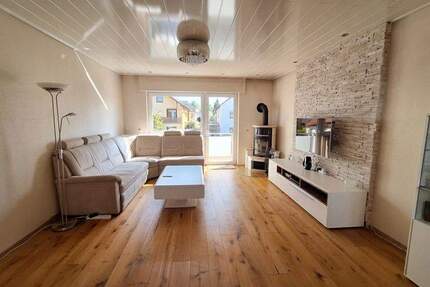 Wohnung Viernheim - 3 Zimmer, 92 m&sup2;, 1.080&euro; | Angebot:25601896