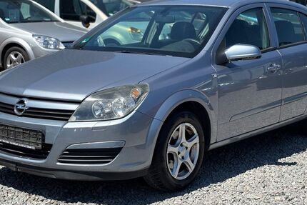Opel Astra 126.000 km 2.499 &euro; Lampertheim 68623