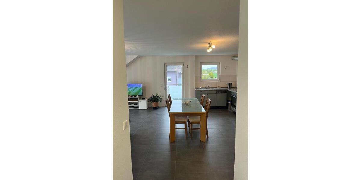 Etagenwohnung Sinzheim - 3 Zimmer, 91 m&sup2;, 1.000&euro; | Angebot:26475870