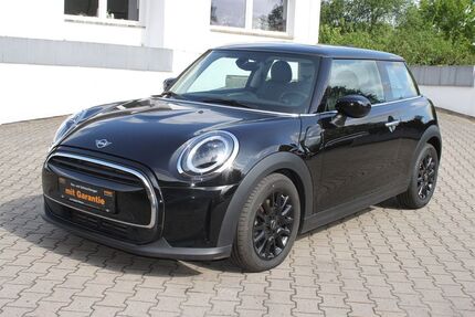 Mini ONE 61.762 km 16.950 € Burgwedel 30938