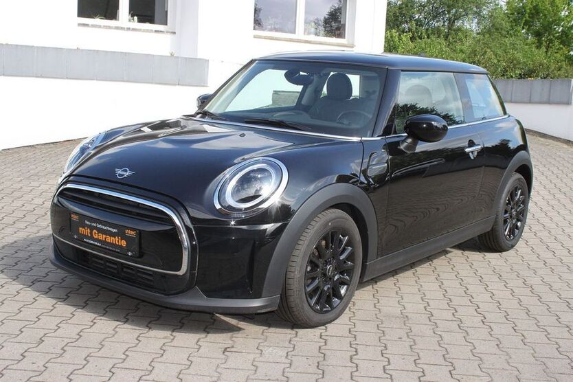 Mini ONE 61.762 km 16.950 € Burgwedel 30938