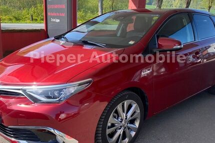 Toyota Auris 170.000 km 12.490 &euro; Oerlinghausen 33813