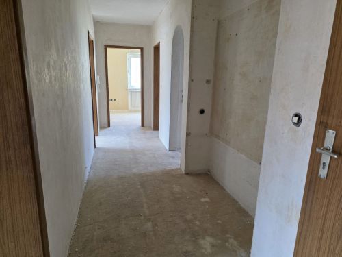 5-Zimmer-Eigentumswohnung mit Balkon, Garage und Stellplatz in 97714 Oerlenbach (ID 10685) - Erdgeschoßwohnung Oerlenbach Oerlenbach | Angebot:27030517