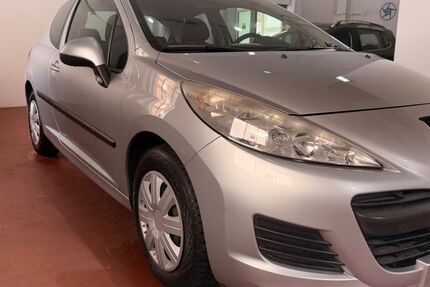 Peugeot 207 142.000 km 3.990 &euro; Ludwigshafen am Rhein 67059