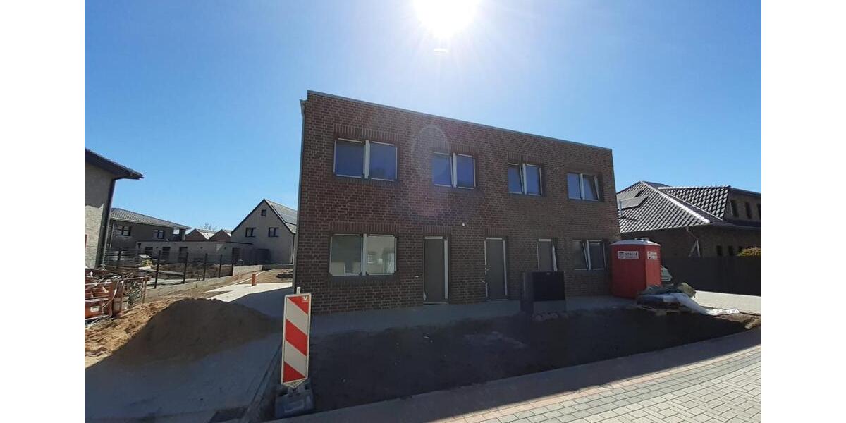 Etagenwohnung Steinfeld (Oldenburg) - 4 Zimmer, 100 m&sup2;, 1.420&euro; | Angebot:26379905