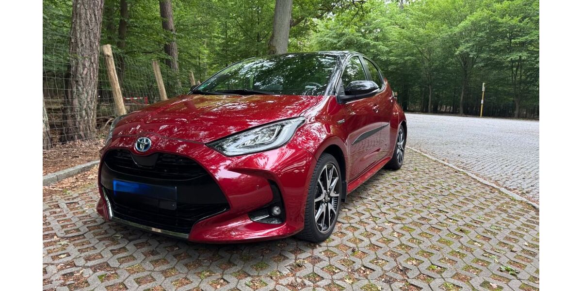 Toyota Yaris 40.000 km 17.800 &euro; Schönwalde-Glien 14621