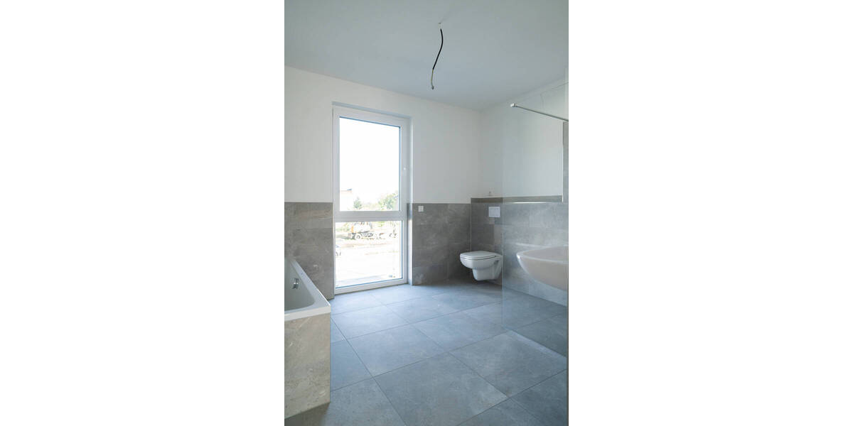 Doppelhaushälfte Großräschen - 4 Zimmer, 140 m&sup2;, 399.000&euro; | Angebot:25675883