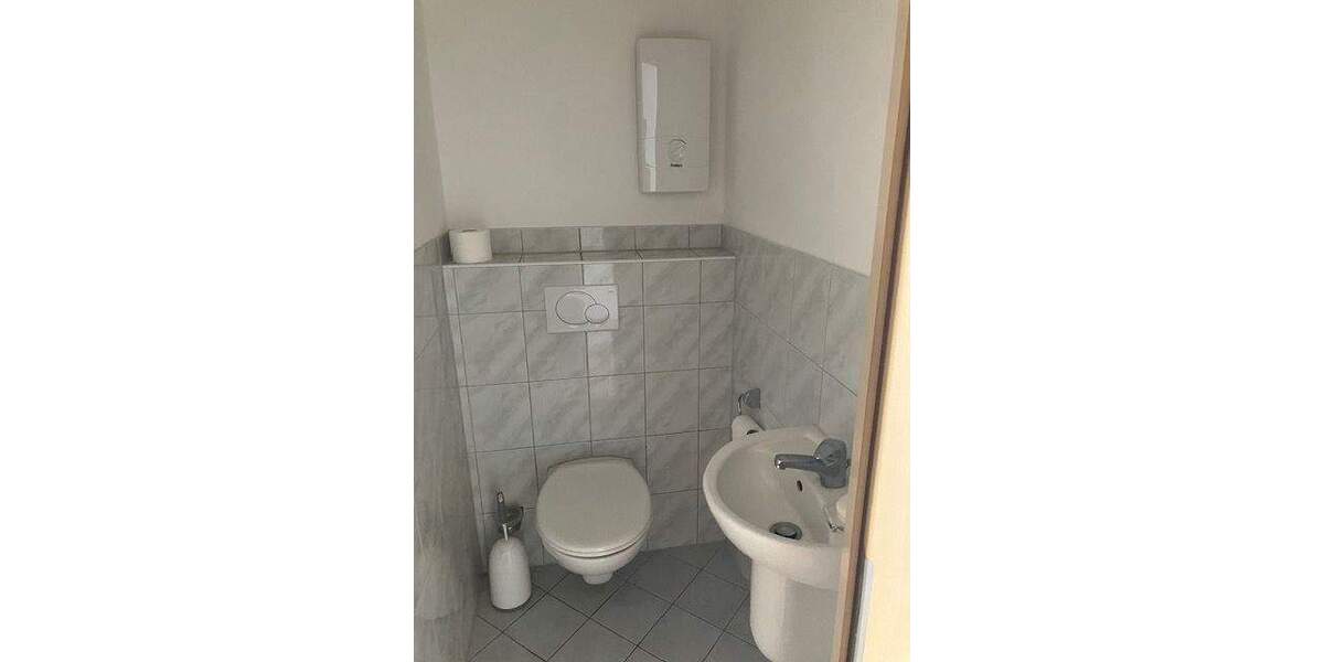 Dachterrassenwohnung mit Traumaussicht - großzügige 3-Zimmer -mit offenen Wohn-Essbereich - 90763 Fürth 3 zimmer