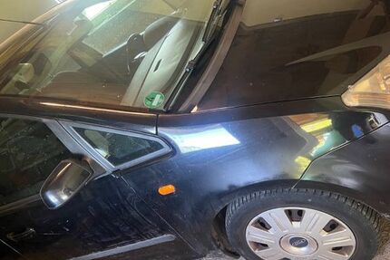 Ford Focus 105.000 km 4.000 &euro; Kerpen 50170
