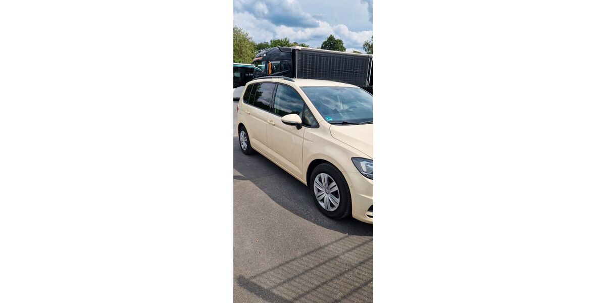 VW Touran 400.400 km 5.200 &euro; Hanau 63450