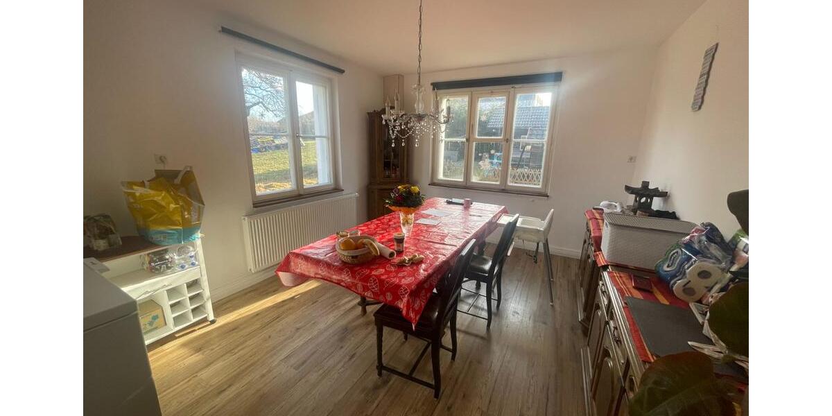 Villa Rickenbach - 10 Zimmer, 250 m&sup2;, 455.000&euro; | Angebot:23620170