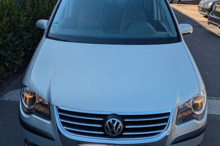 VW Touran 237.000 km 4.000 &euro; Erftstadt 50374