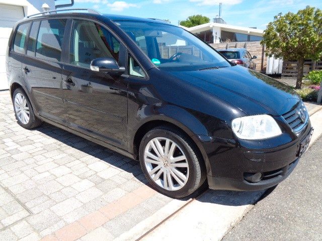 VW Touran 286.500 km 849 &euro; Freudenberg 92272