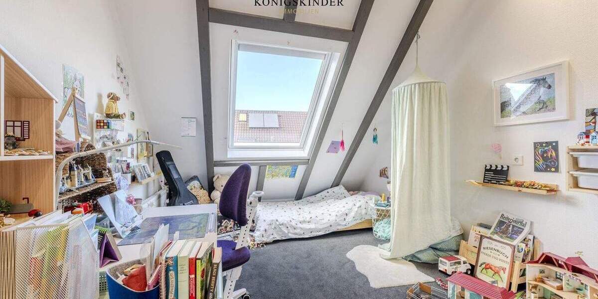 Reihenendhaus Renningen Malmsheim - 7 Zimmer, 133 m&sup2;, 699.000&euro; | Angebot:25669988