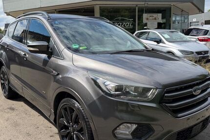 Ford Kuga 105.200 km 16.900 &euro; Friedrichshafen 88045