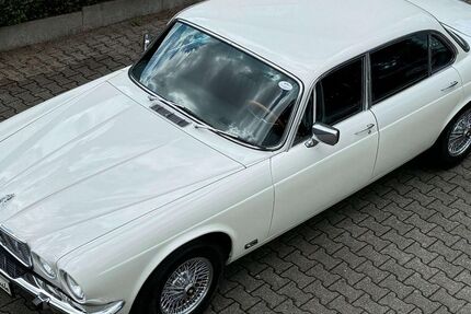 Jaguar XJ 215.000 km 13.500 € Solingen 42651
