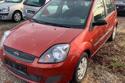 Ford Fiesta 184.000 km 1.499 &euro; Berlin 12439