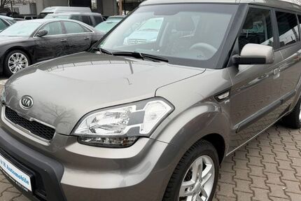 Kia Soul 163.000 km 3.900 &euro; München 81825
